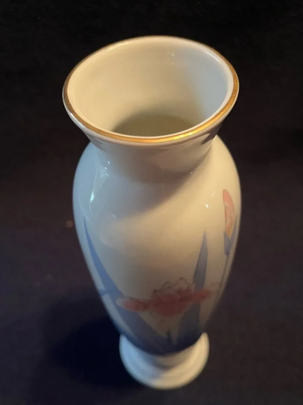 Vintage Japanese porcelain Vase with Hand-Painted Irises and gold trim